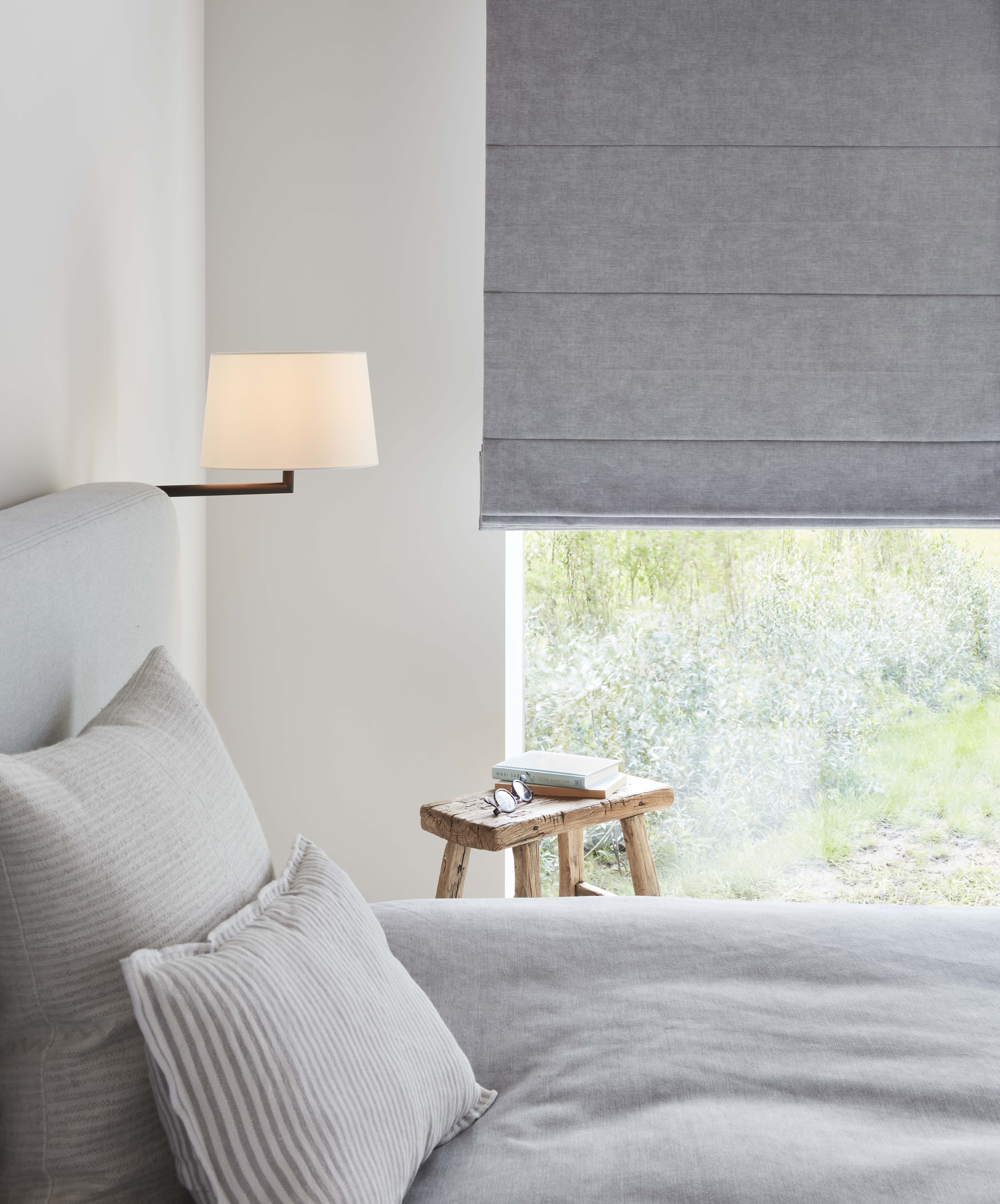 Inside Blinds - Roman shades - Ventura 220